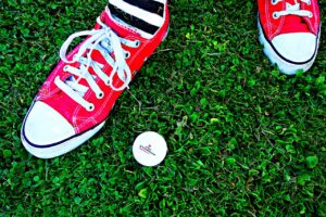 Read more about the article Jouer au golf à Niort : guide pour une première visite